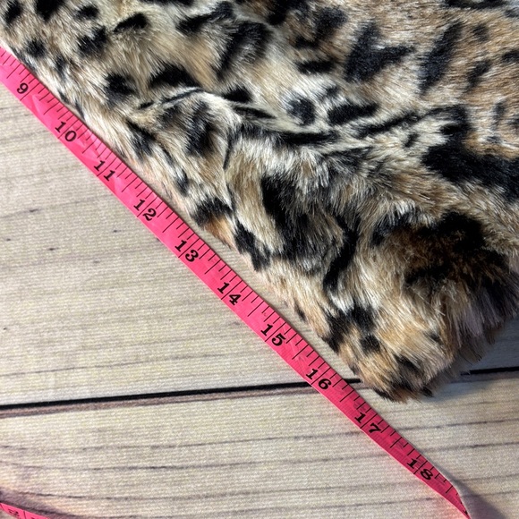 BB Dakota Faux Fur Leopard Print Bradshaw Jacket Size Small Coat Glamour - Picture 15 of 16